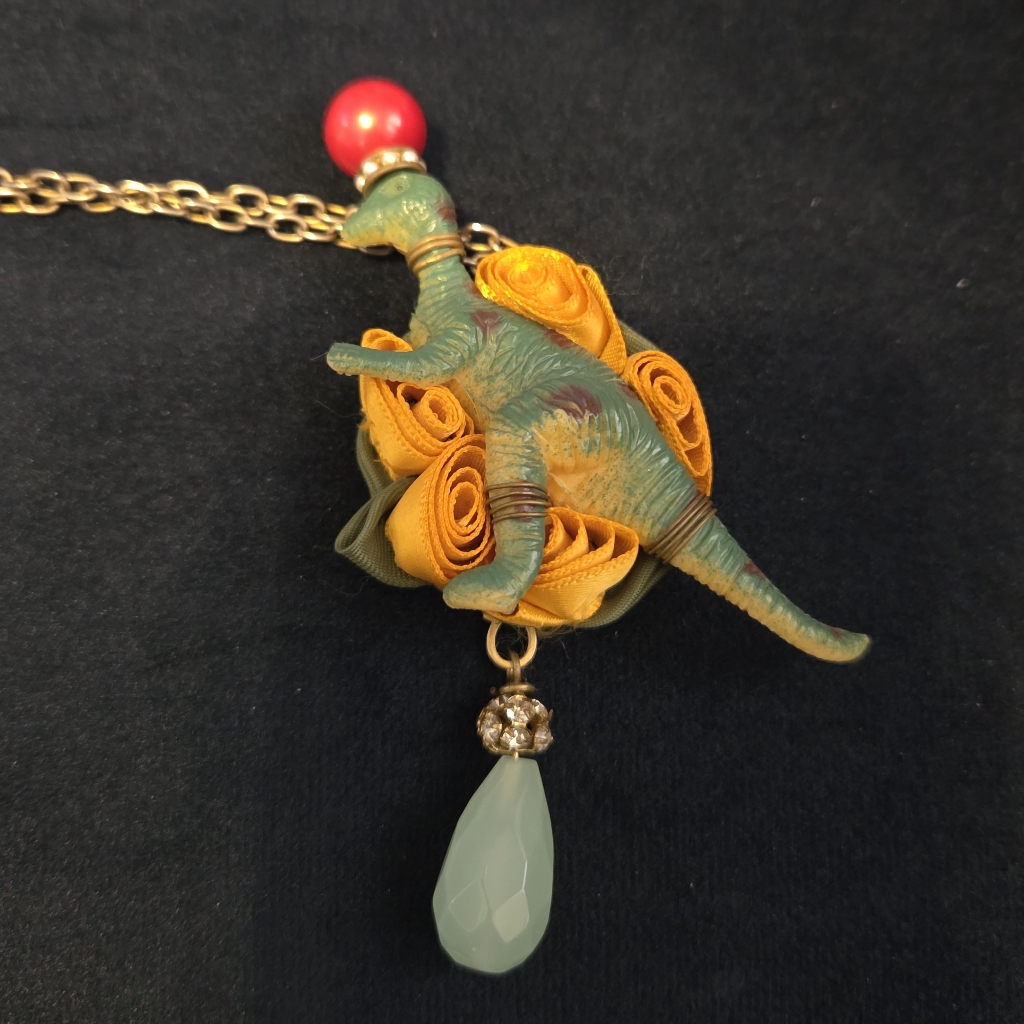 Rare Anthropologie Lenora Dame Dinosaur Necklace